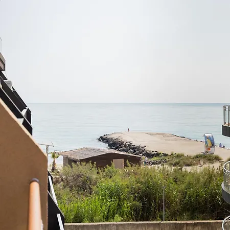 Apartament Marea 1 *
